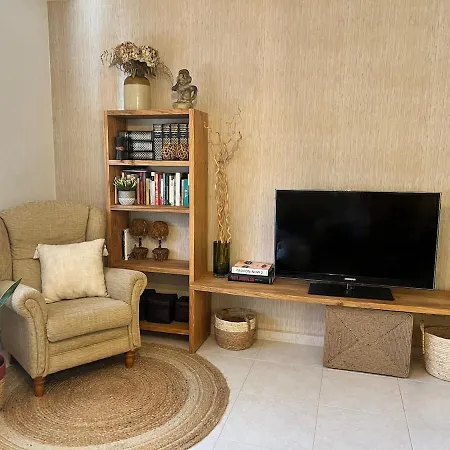 Holiday home With Large Garden Next To The